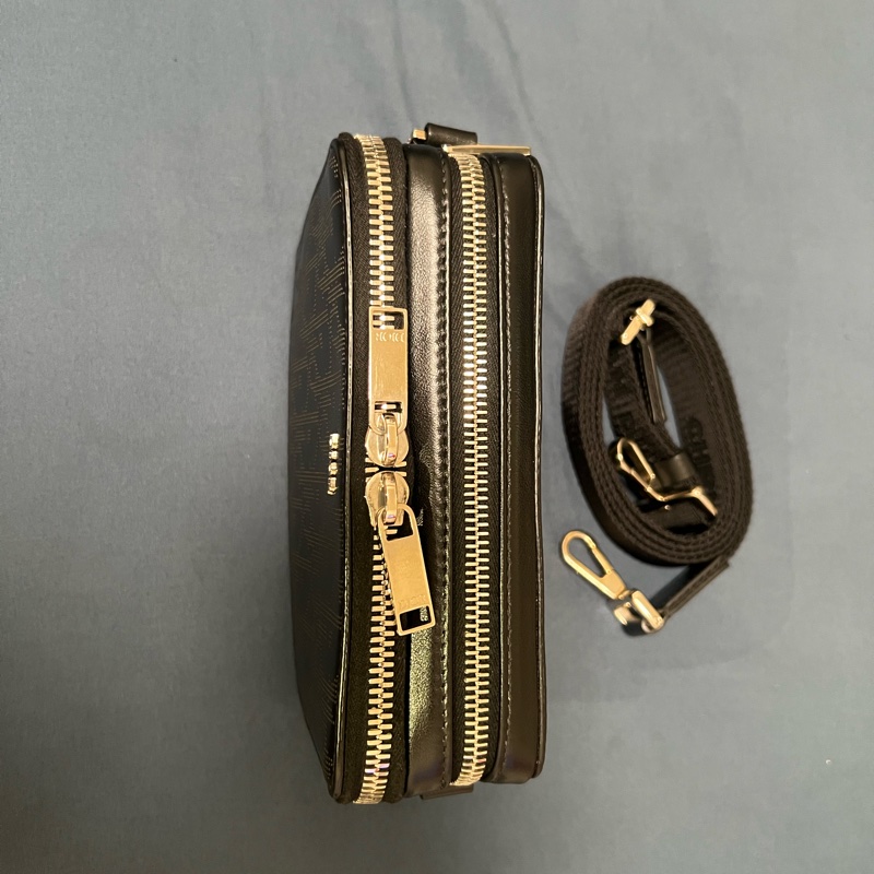 <包況極新>DIOR拉鍊手拿包附肩背帶、Oblique雕花相機包-2