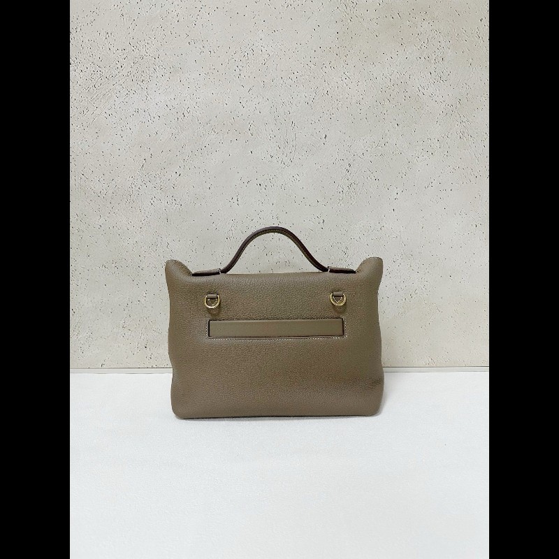 Hermes 2424
大象灰金扣-1