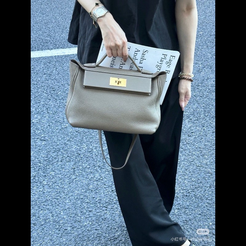 Hermes 2424
大象灰金扣-5