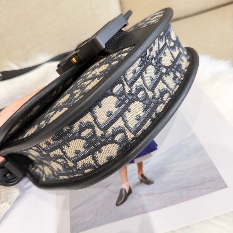 Dior Gallop緹花郵差包-2