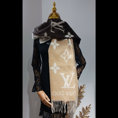 LV 圍巾