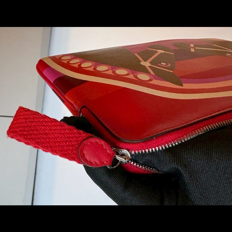 Hermes 雙馬彩虹之愛紅色系皮革小萬用包 Carre Pocket-18