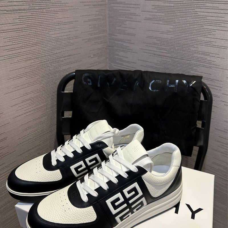 💎Han's house精品服飾💎紀梵希 GIVENCHY 小牛皮 4G 熊貓 鞋 葡萄牙製 原價24500-0