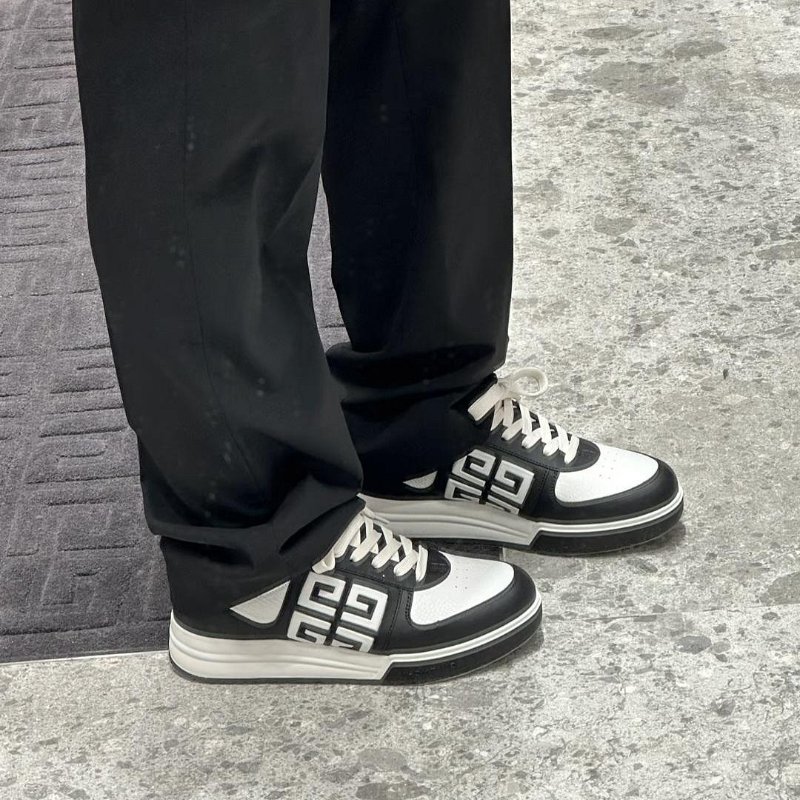 💎Han's house精品服飾💎紀梵希 GIVENCHY 小牛皮 4G 熊貓 鞋 葡萄牙製 原價24500-1