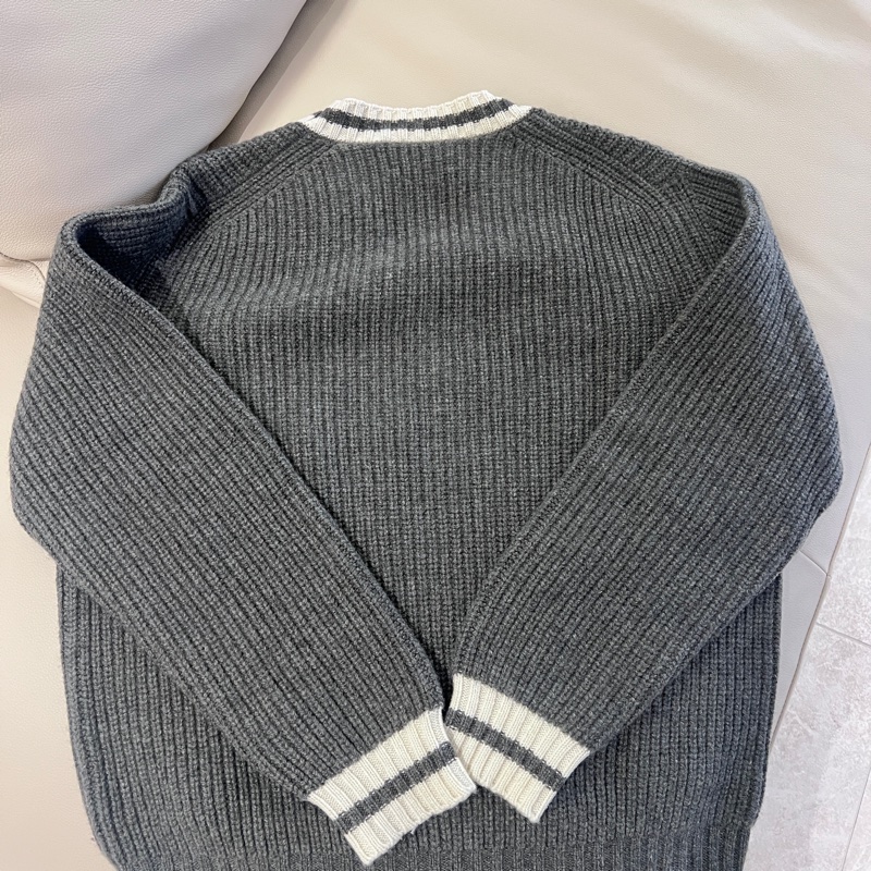 售9.5新Miumiu 牌超美上衣-7