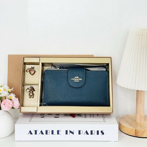 Coach 手掛 多功能長夾 禮盒組