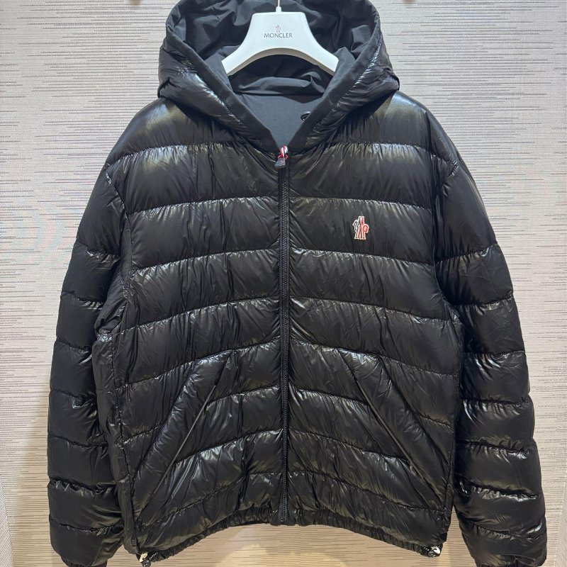 💎Han's house精品服飾💎moncler Bergun 滑雪系列 羽絨 外套 特殊款 原價72800-0