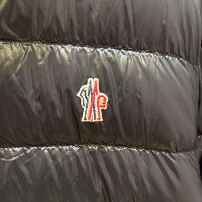 💎Han's house精品服飾💎moncler Bergun 滑雪系列 羽絨 外套 特殊款 原價72800-5