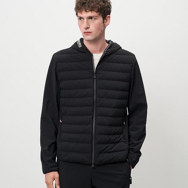 💎Han's house精品服飾💎moncler 羽絨 拼接 彈性 風衣 連帽 外套 滑雪系列 原價35000-3