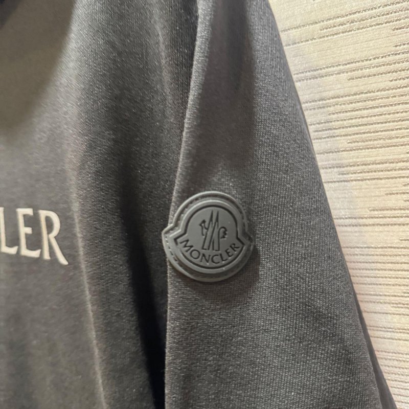 💎Han's house精品服飾💎 moncler 連帽 衛衣 帽T 原價23600-4