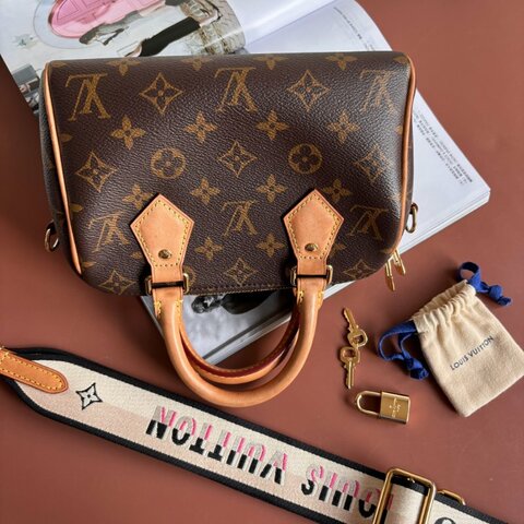 ::LOUIS VUITTON:: LV M45957 M46234 Speedy Bandoulière 20 米色