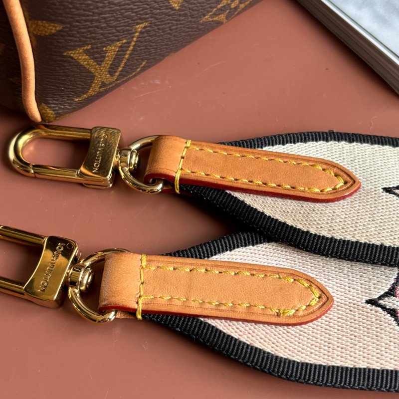 ::LOUIS VUITTON:: LV M45957 M46234 Speedy Bandoulière 20 米色-45