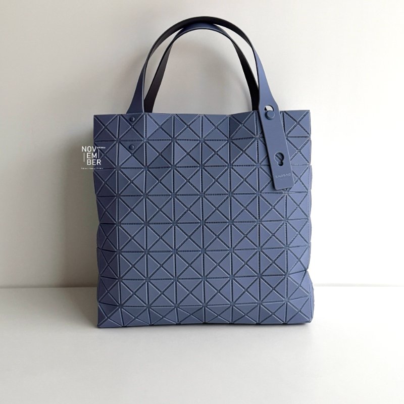 全新🩵 BAO BAO 三宅一生 霧霾藍小八格托特包-0