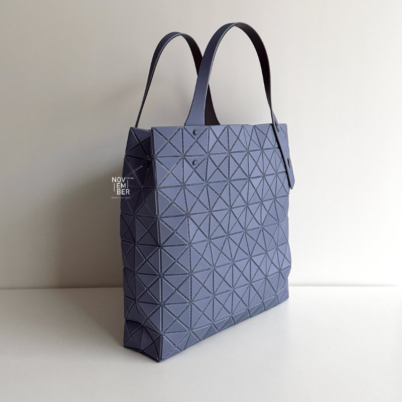 全新🩵 BAO BAO 三宅一生 霧霾藍小八格托特包-1