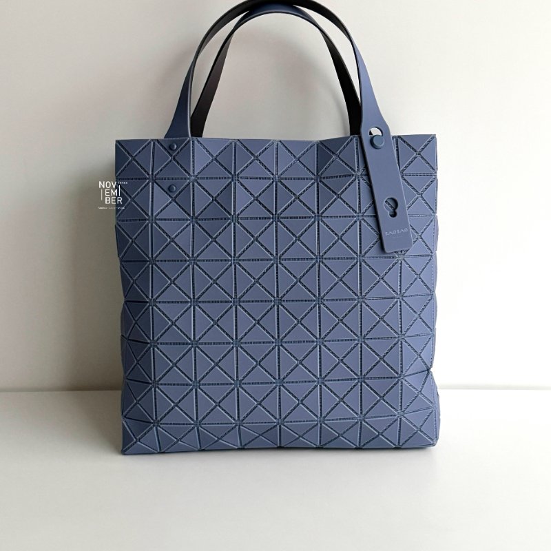 全新🩵 BAO BAO 三宅一生 霧霾藍小八格托特包-6