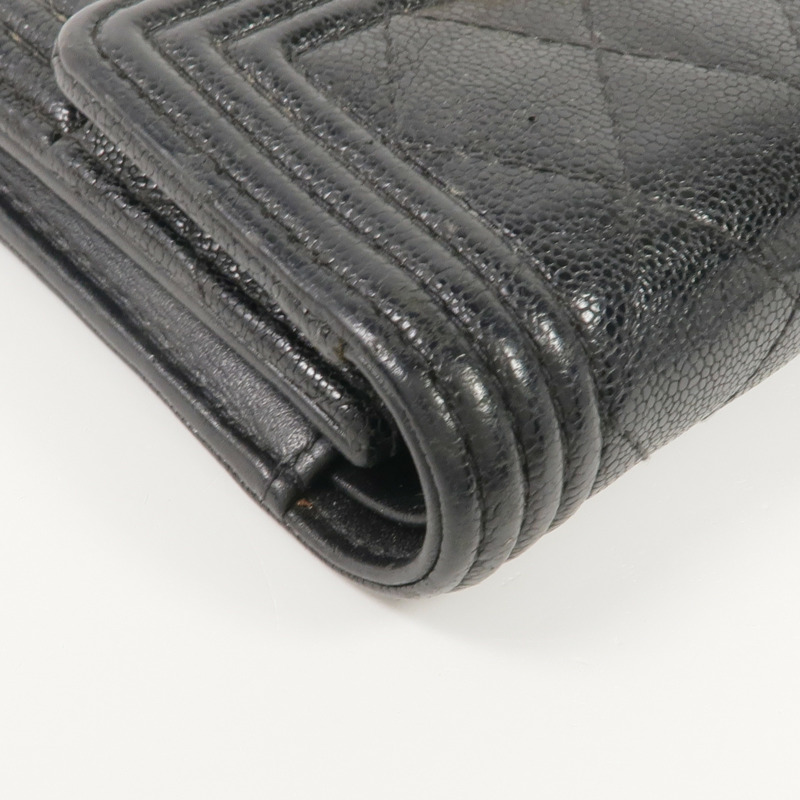 CHANEL 牛皮皮革Boy Trifold Wallet金扣錢包-8