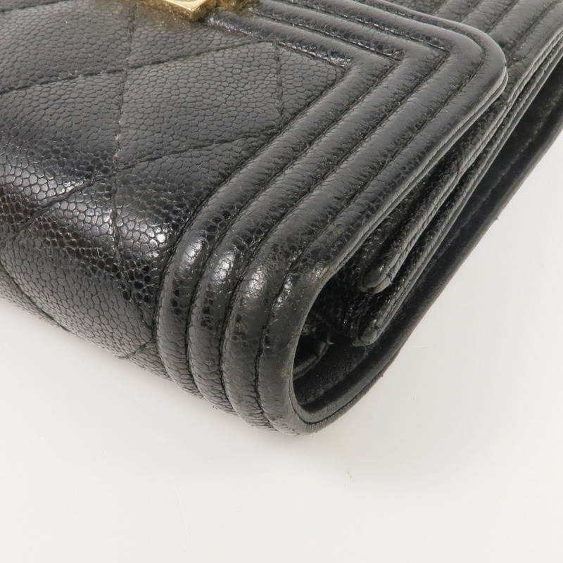 CHANEL 牛皮皮革Boy Trifold Wallet金扣錢包-9