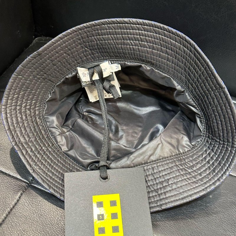 💎Han's house精品服飾💎moncler 聯名 adidas 漁夫帽 雙面用 義大利製 現貨 原價12000-6