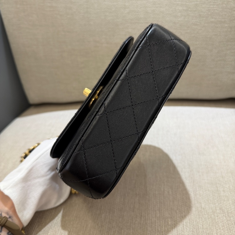 Chanel mini Flap Bg 黑金手柄鏈條包 芯片款-3
