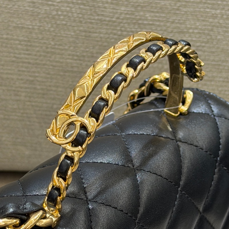 Chanel mini Flap Bg 黑金手柄鏈條包 芯片款-8