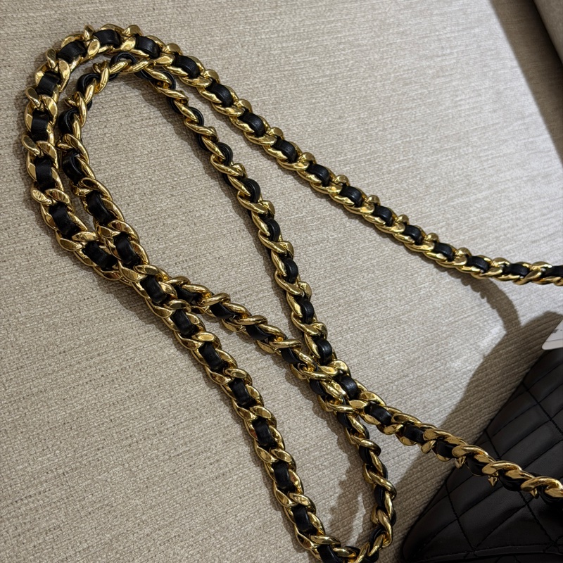 Chanel mini Flap Bg 黑金手柄鏈條包 芯片款-10