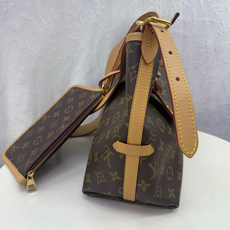 Louis Vuitton CarryAll PM-16