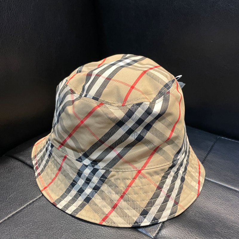 💎Han's house精品服飾💎 BURBERRY TB 格紋 漁夫帽 帽子 雙面用 男女可帶 原價13500-2