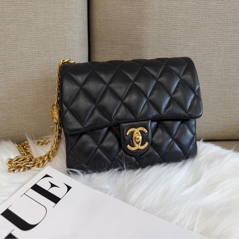 Chanel 22K黑金金柱調節釦風琴鏈包 芯片款