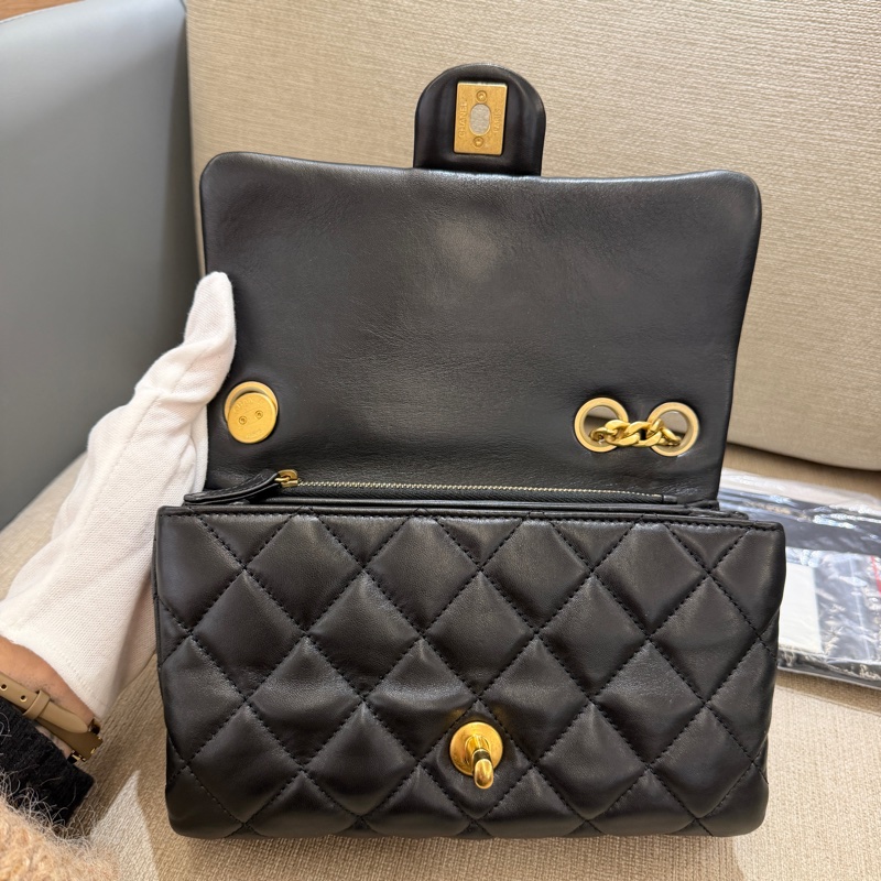 Chanel 22K黑金金柱調節釦風琴鏈包 芯片款-14