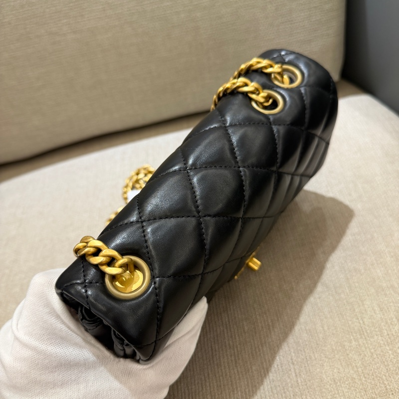 Chanel 22K黑金金柱調節釦風琴鏈包 芯片款-15