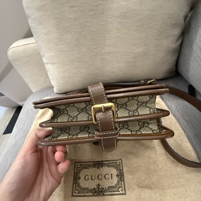 Gucci 老花風琴包-2