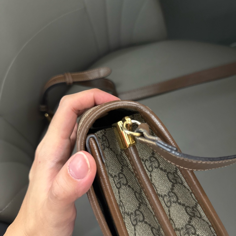 Gucci 老花風琴包-15