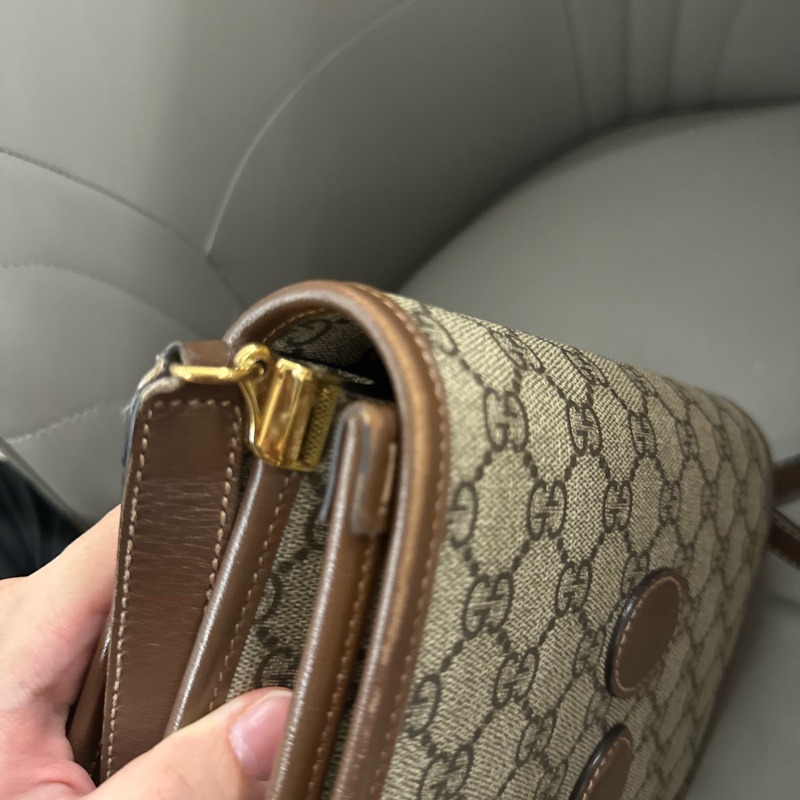 Gucci 老花風琴包-17