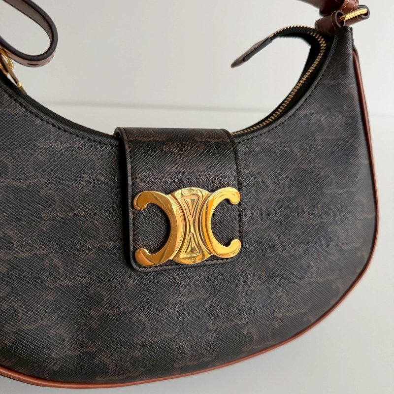 99新🆕 Celine 瑟琳 AVA 老花半月包金釦-12