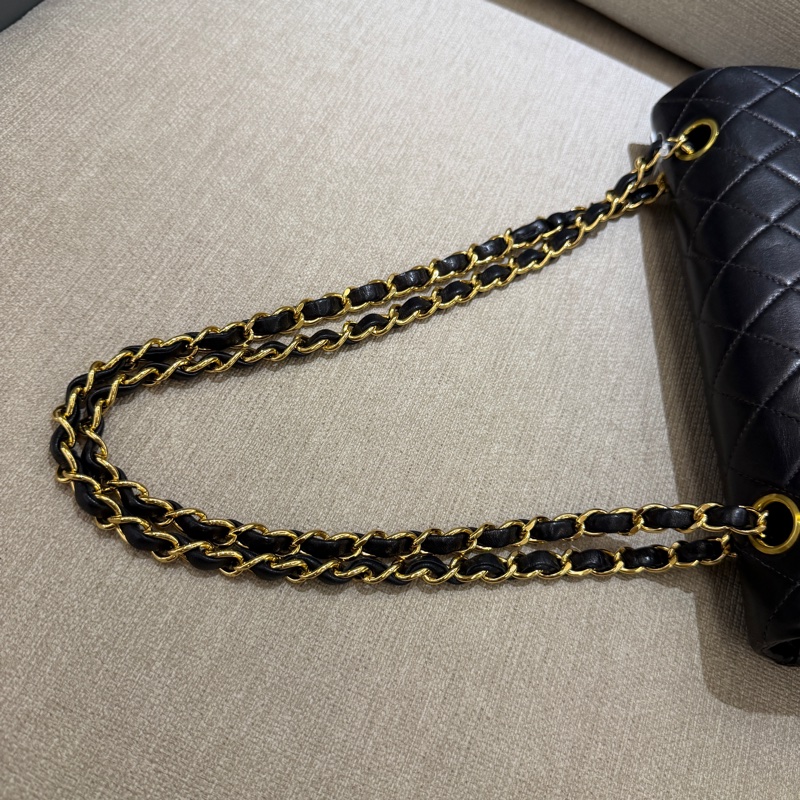 Chanel 小羊皮黑金CF25鏈條包-10