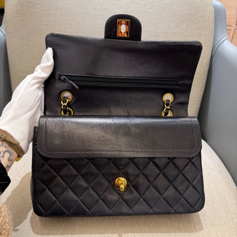 Chanel 小羊皮黑金CF25鏈條包-12