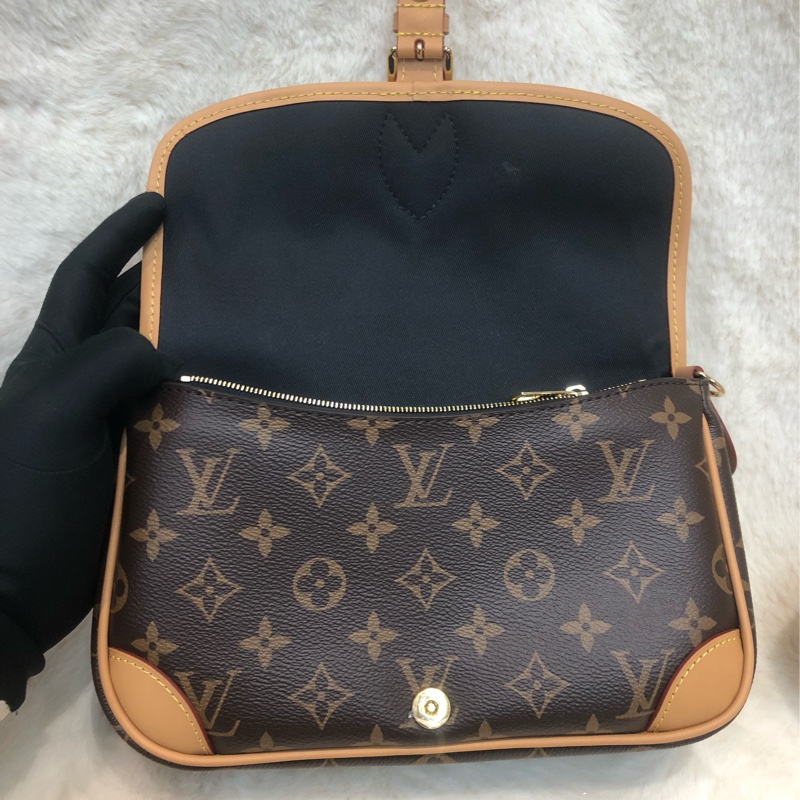 LV 老花法棍 XB861-14