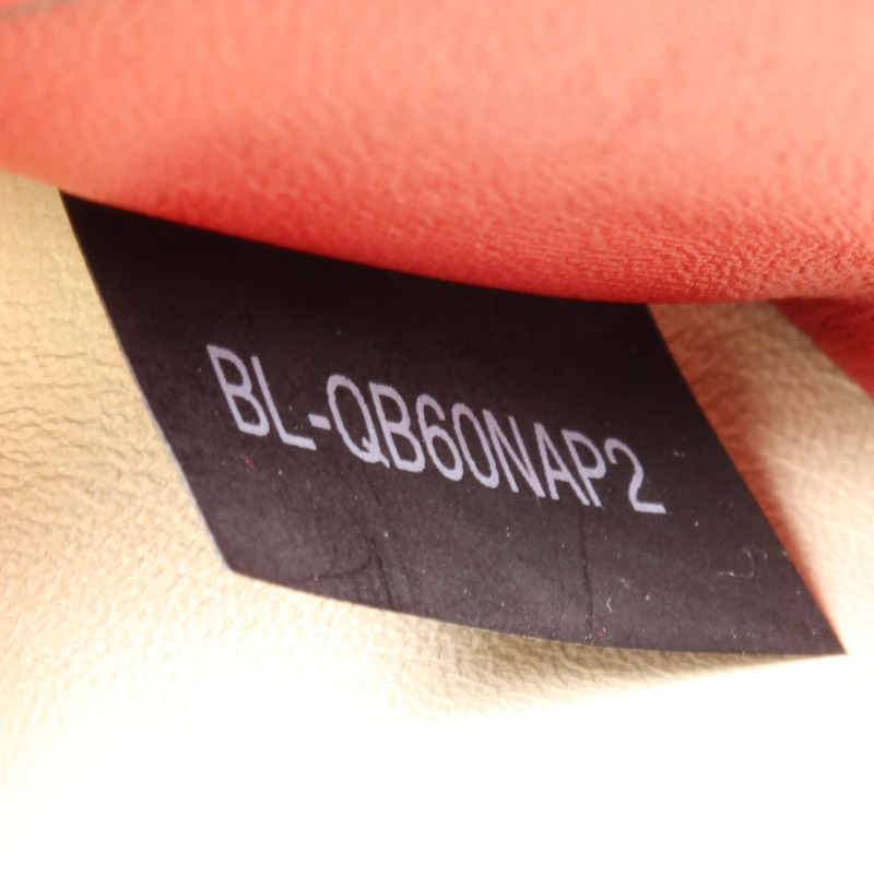 Valentino 牛皮皮革Shoulder Bag金扣肩背袋-11