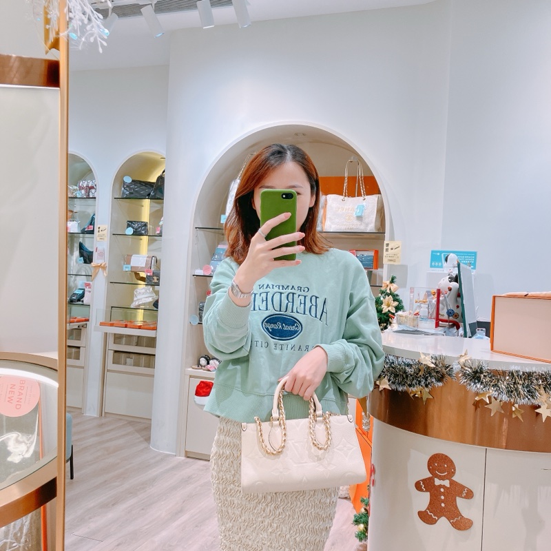 TK1886 Louis Vuitton 路易威登奶昔白手提/斜挎包On The Go East West Monogram Empreinte Cream X GHW-18