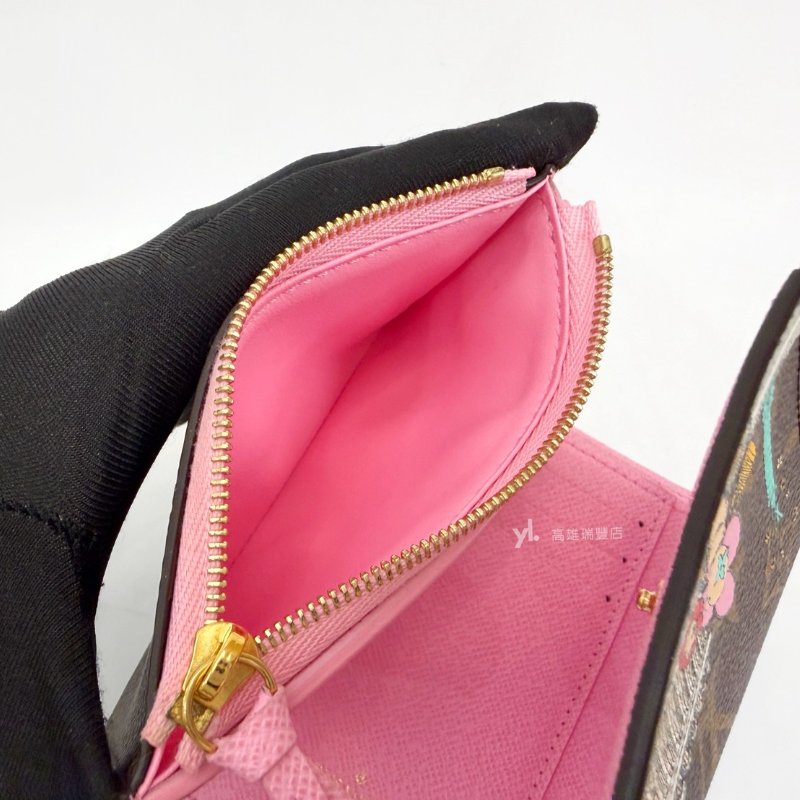 ❣LV 原花Victorine金釦paris吉祥物Vivienne三折短夾-10