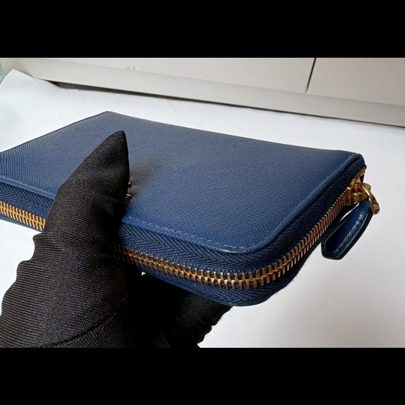 Prada 藍色皮革拉鍊中夾-4