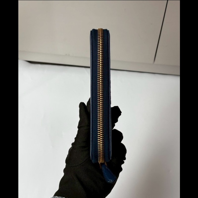 Prada 藍色皮革拉鍊中夾-8