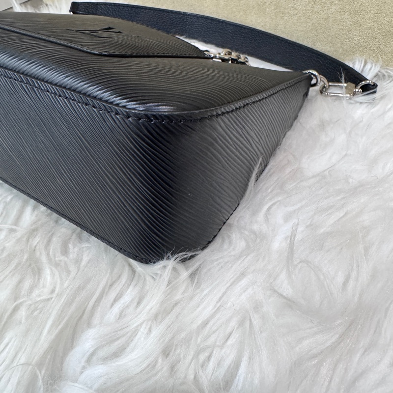 LV Marelle 黑EPI肩斜背包 晶片款-6