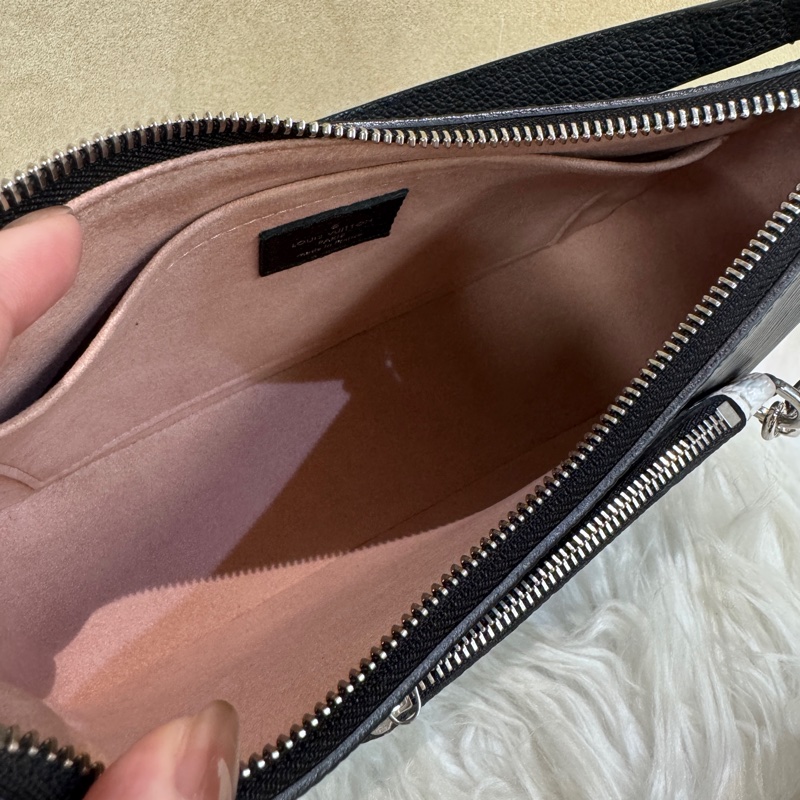 LV Marelle 黑EPI肩斜背包 晶片款-7