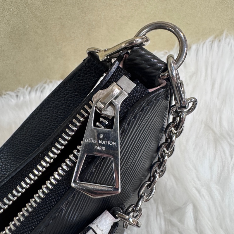 LV Marelle 黑EPI肩斜背包 晶片款-8