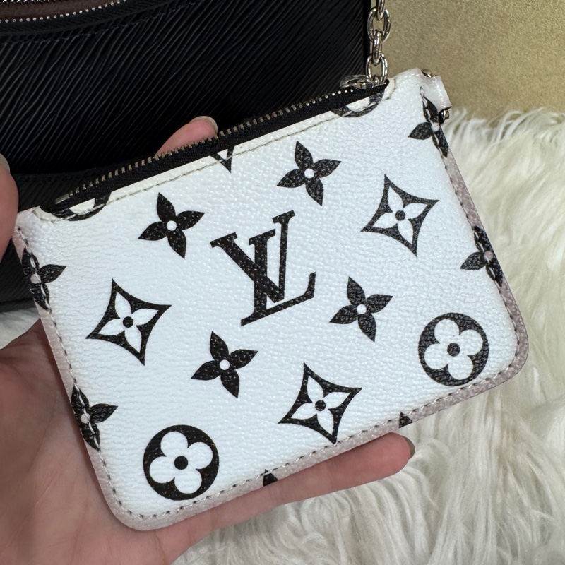 LV Marelle 黑EPI肩斜背包 晶片款-9