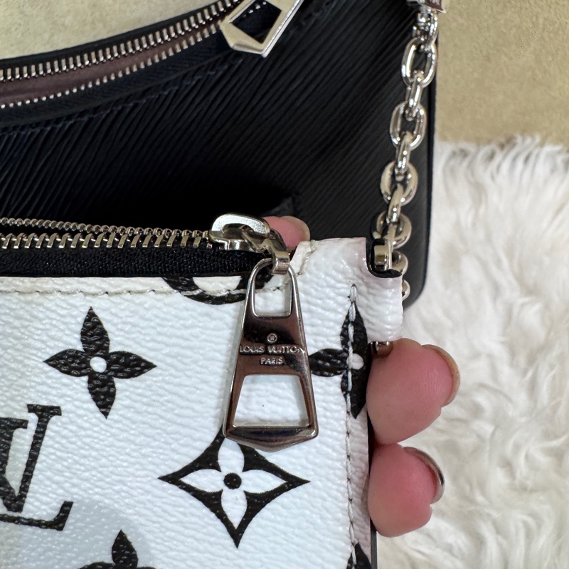 LV Marelle 黑EPI肩斜背包 晶片款-15