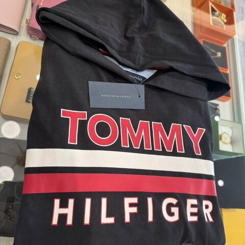 *SHIHNA名牌精品*Tommy Hilfiger 男款黑色連帽衫