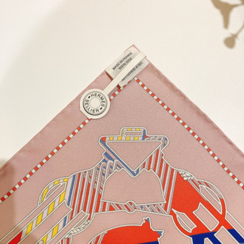 TW4554 Hermes 愛馬仕 方巾Tatersale En Zigzag Scarf 45 x 45cm Silk Pink-6