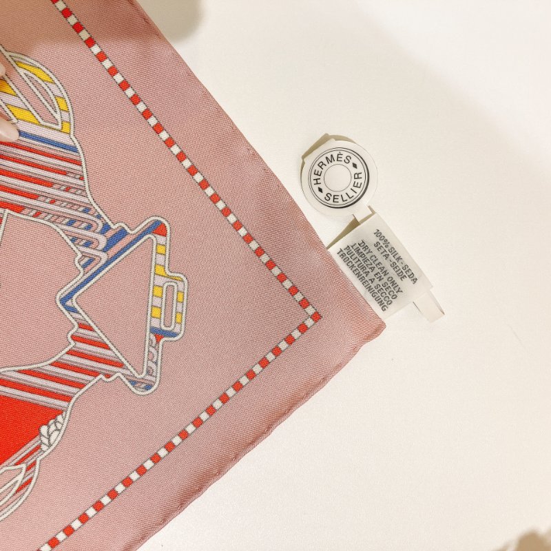 TW4554 Hermes 愛馬仕 方巾Tatersale En Zigzag Scarf 45 x 45cm Silk Pink-7